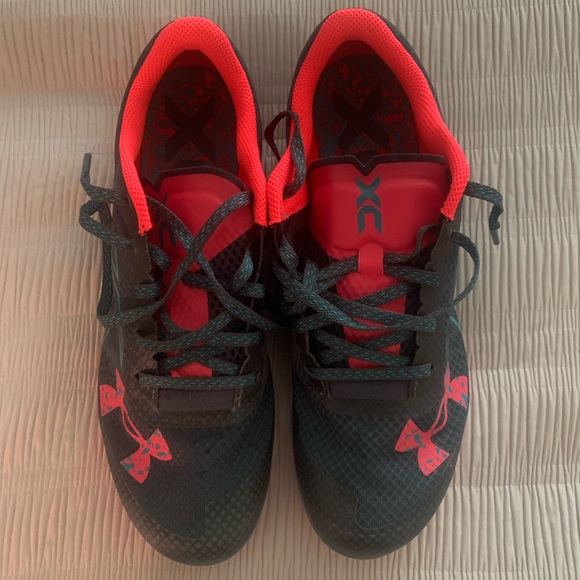 Under Armour Sneakers.